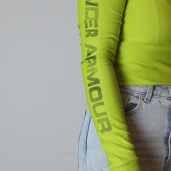 FREE Under armour lime green long sleeve - Picture 4 of 5